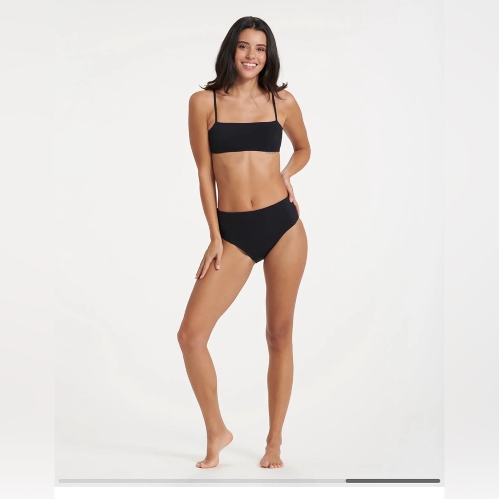 Two piece Vuori Dune bathing suit